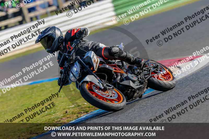 PJM Wedding Photography;enduro digital images;event digital images;eventdigitalimages;mallory park;mallory park photographs;mallory park trackday;mallory park trackday photographs;no limits trackdays;peter wileman photography;racing digital images;trackday digital images;trackday photos